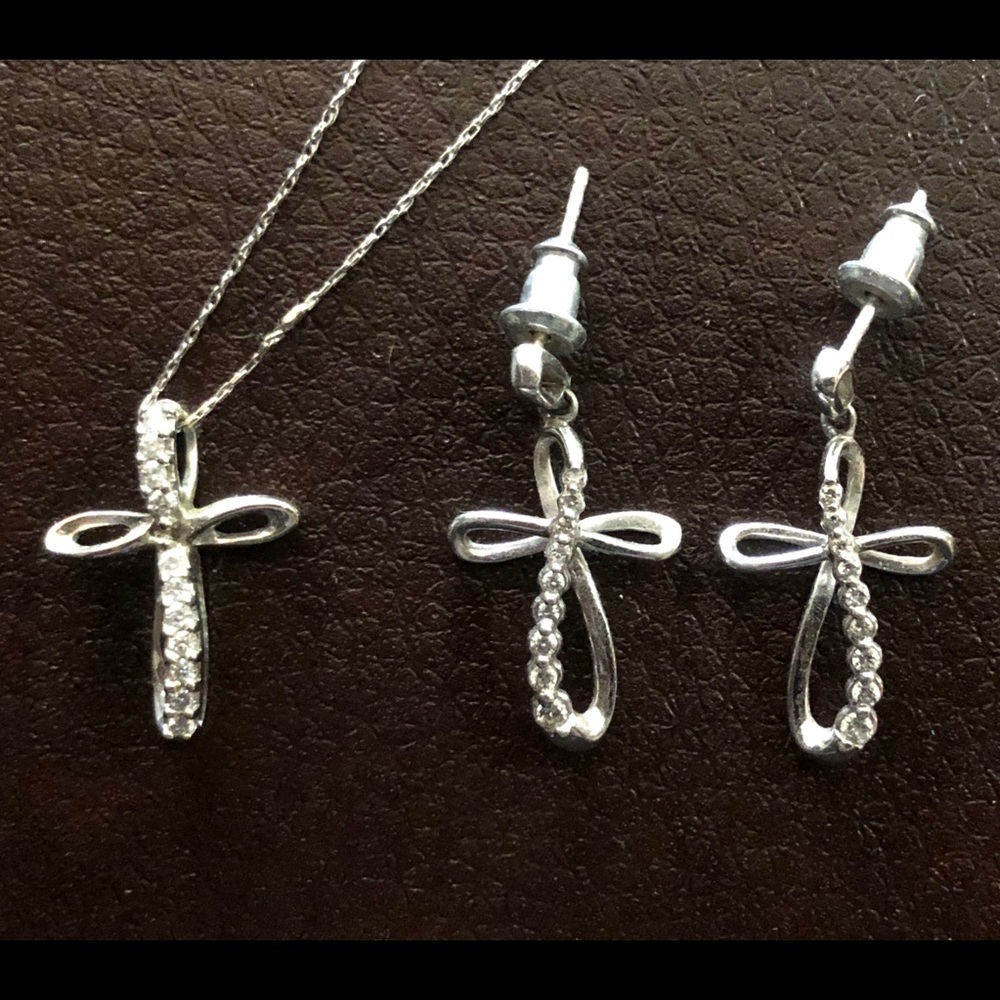 White Gold Diamond Cross Set